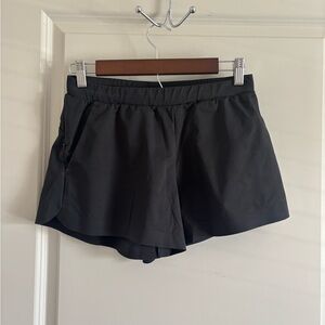 Uniqlo Black Athletic Shorts Lightweight Elastic Waist